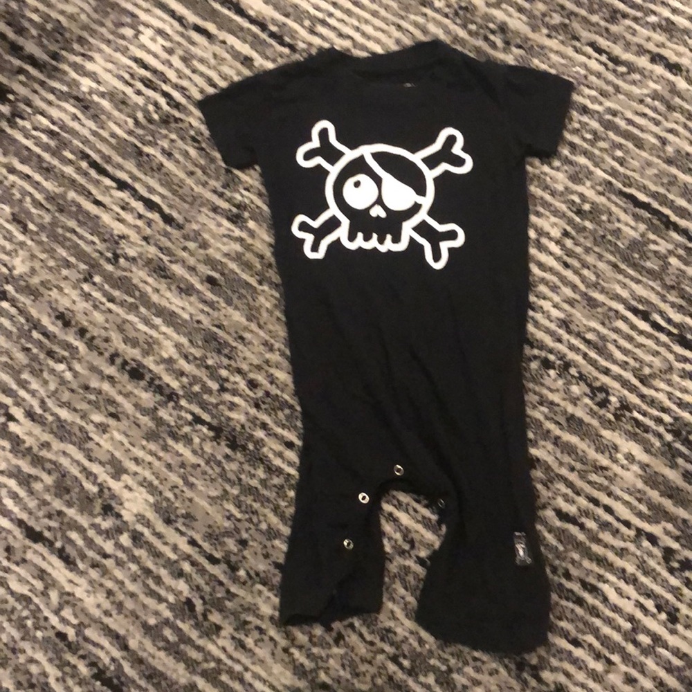 Nununu one piece